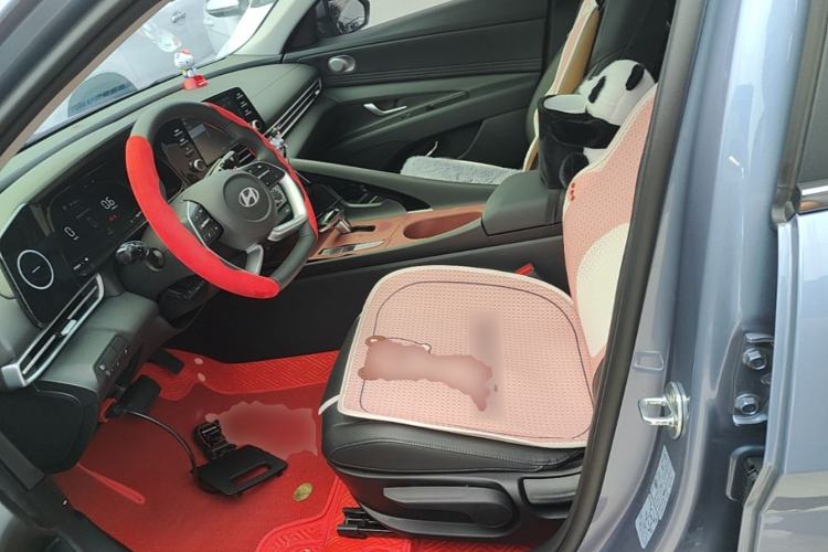 Used Hyundai Elantra 2023 1.5L CVT GLX Elite Edition Left Front Seat