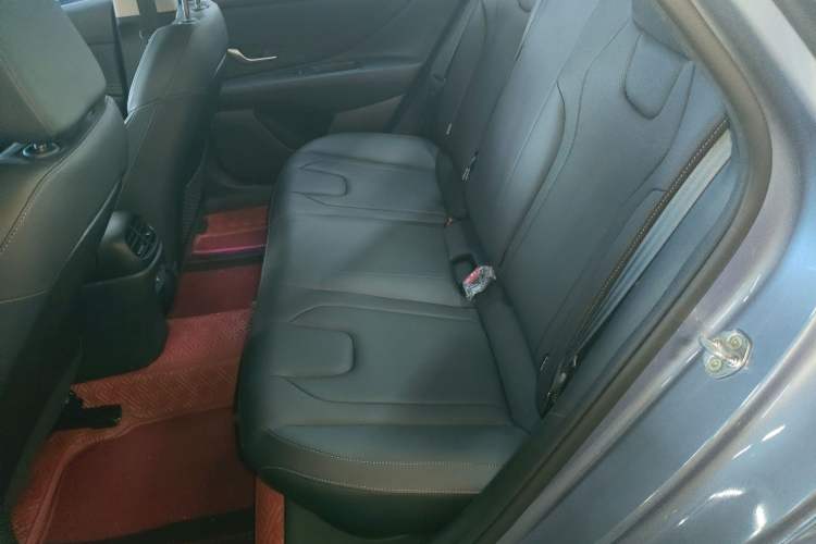 Used Hyundai Elantra 2023 1.5L CVT LUX Prestige Edition Left Rear Seat