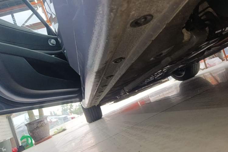Used Hyundai Elantra 2023 1.5L CVT GLX Elite Edition Left Side Sill