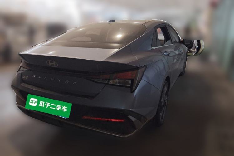 Used Hyundai Elantra 2023 1.5L CVT GLX Elite Edition Rear Right 45 Deg