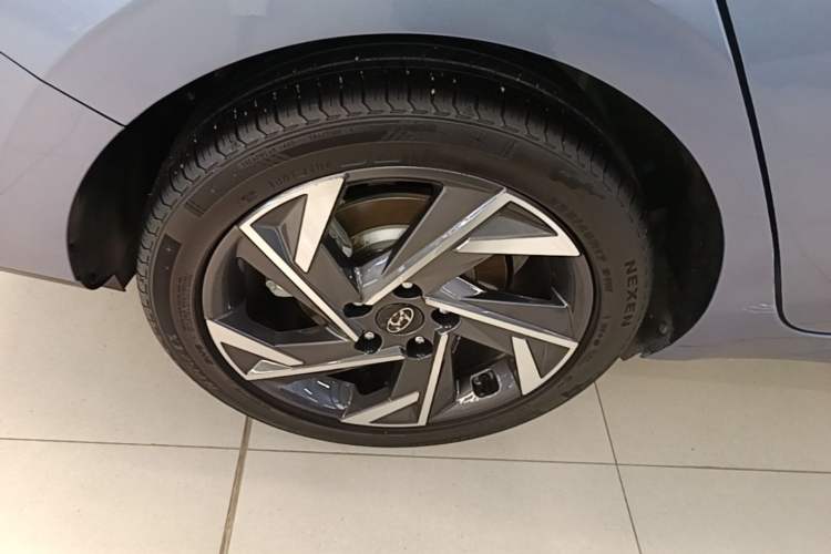 Used Hyundai Elantra 2023 1.5L CVT GLX Elite Edition Right Rear Wheel Hub