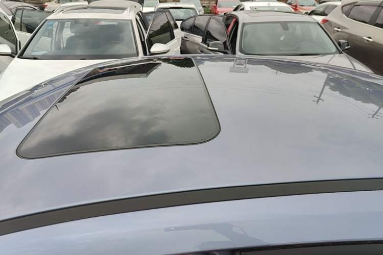 Used Hyundai Elantra 2023 1.5L CVT GLX Elite Edition Roof