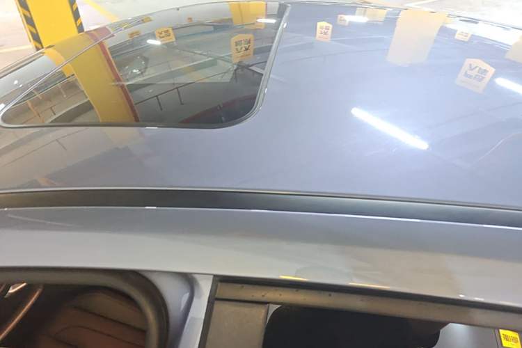 Used Hyundai Elantra 2023 1.5L CVT LUX Prestige Edition Roof