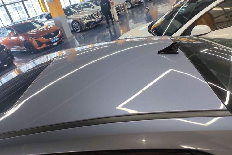 Used Hyundai Elantra 2023 1.5L CVT LUX Prestige Edition Roof