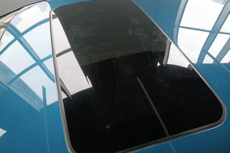 Used Hyundai Elantra 2023 1.5L CVT LUX Prestige Edition Roof