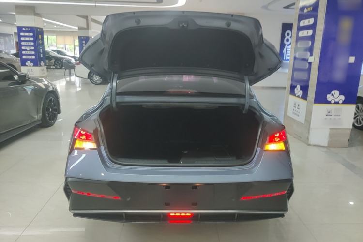 Used Hyundai Elantra 2023 1.5L CVT GLX Elite Edition Trunk