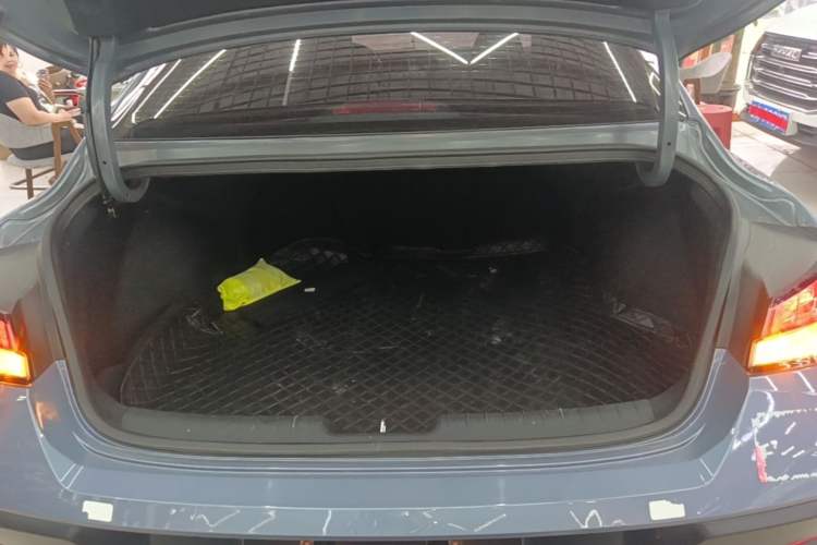 Used Hyundai Elantra 2023 1.5L CVT GLX Elite Edition Trunk