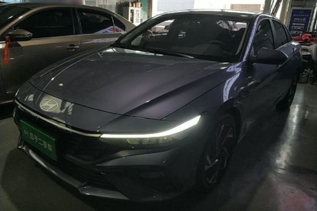 Ojetý Hyundai Elantra 2023 1.5L CVT GLX Elite Edition