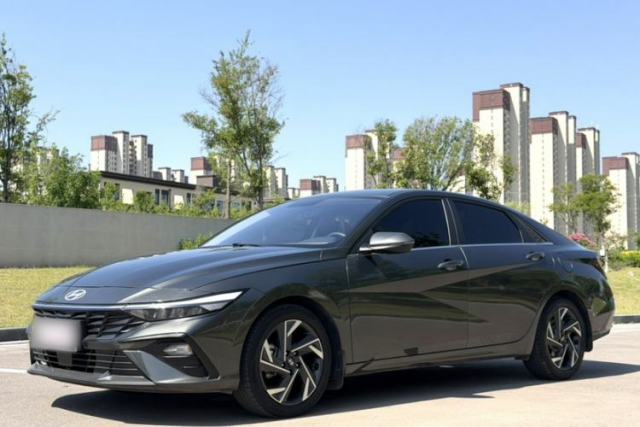 Used Hyundai Elantra 2023 1.5L CVT GLX Elite Edition