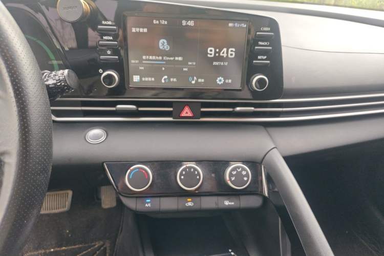 Used Hyundai Elantra 2023 1.5L CVT GLX Elite Edition Audio And AC Panel