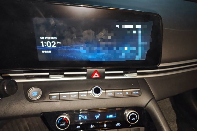 Used Hyundai Elantra 2023 1.5L CVT LUX Prestige Edition Audio And AC Panel