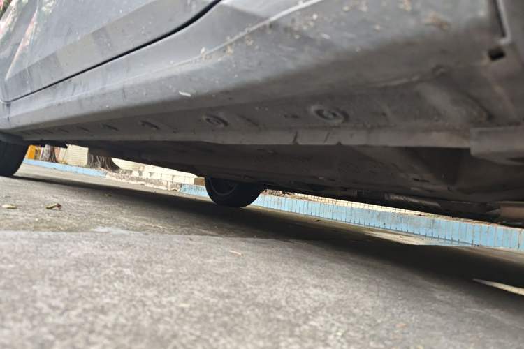 Used Hyundai Elantra 2023 1.5L CVT LUX Prestige Edition Chassis Front Right