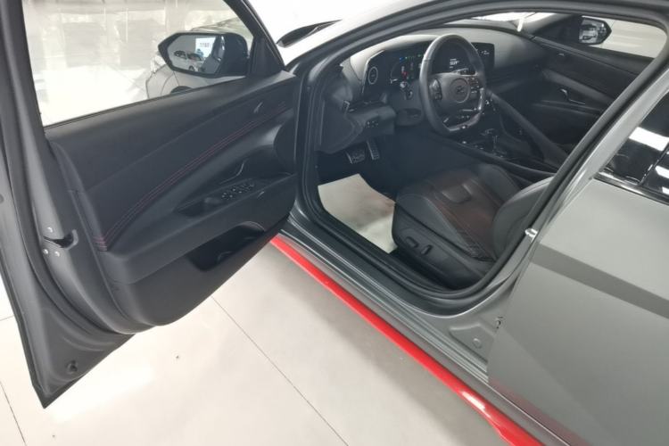 Used Hyundai Elantra 2023 240TGDi DCT N Line LUX Prestige Edition Driver Seat