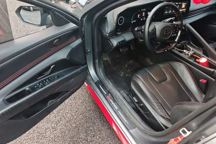 Used Hyundai Elantra 2023 240TGDi DCT N Line LUX Prestige Edition Driver Seat
