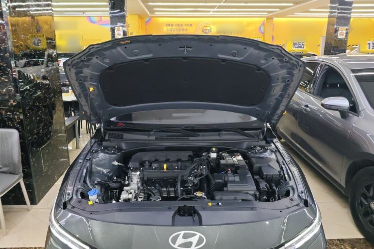 Used Hyundai Elantra 2023 1.5L CVT GLX Elite Edition Engine Bay