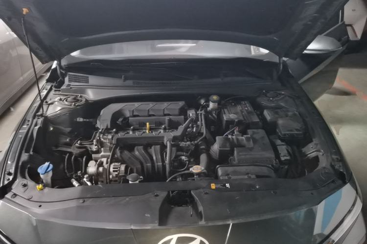 Used Hyundai Elantra 2023 1.5L CVT GLX Elite Edition Engine Bay