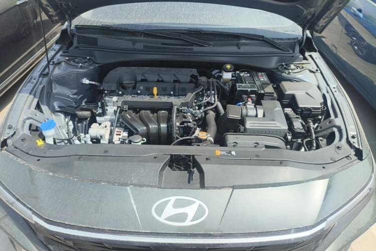 Used Hyundai Elantra 2023 1.5L CVT GLX Elite Edition Engine Bay