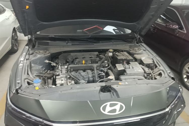 Used Hyundai Elantra 2023 1.5L CVT GLX Elite Edition Engine Bay