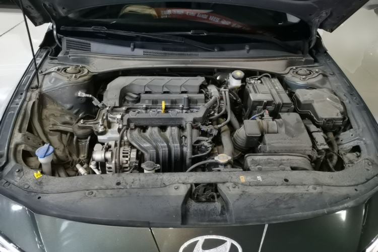 Used Hyundai Elantra 2023 1.5L CVT GLX Elite Edition Engine Bay