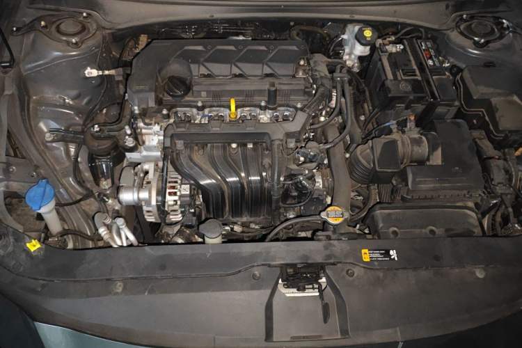 Used Hyundai Elantra 2023 1.5L CVT LUX Prestige Edition Engine Bay