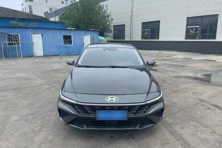 Used Hyundai Elantra 2023 1.5L CVT LUX Prestige Edition Exterior 1