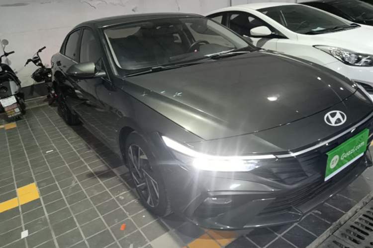 Used Hyundai Elantra 2023 1.5L CVT GLX Elite Edition Exterior 1