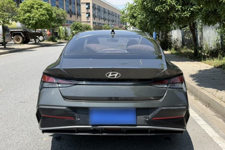 Used Hyundai Elantra 2023 1.5L CVT GLX Elite Edition Exterior 3