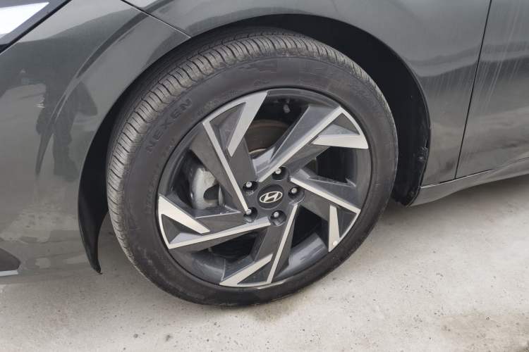 Used Hyundai Elantra 2023 1.5L CVT GLX Elite Edition Exterior 4