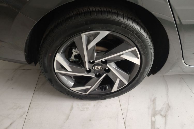 Used Hyundai Elantra 2023 1.5L CVT GLX Elite Edition Exterior 4