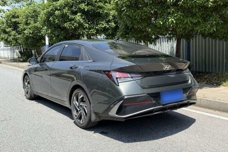 Used Hyundai Elantra 2023 1.5L CVT GLX Elite Edition Exterior 5