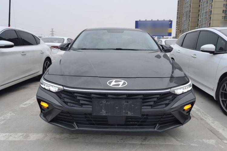 Used Hyundai Elantra 2023 1.5L CVT GLX Elite Edition Front