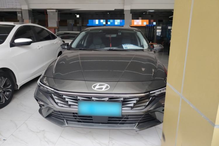 Used Hyundai Elantra 2023 1.5L CVT GLX Elite Edition Front