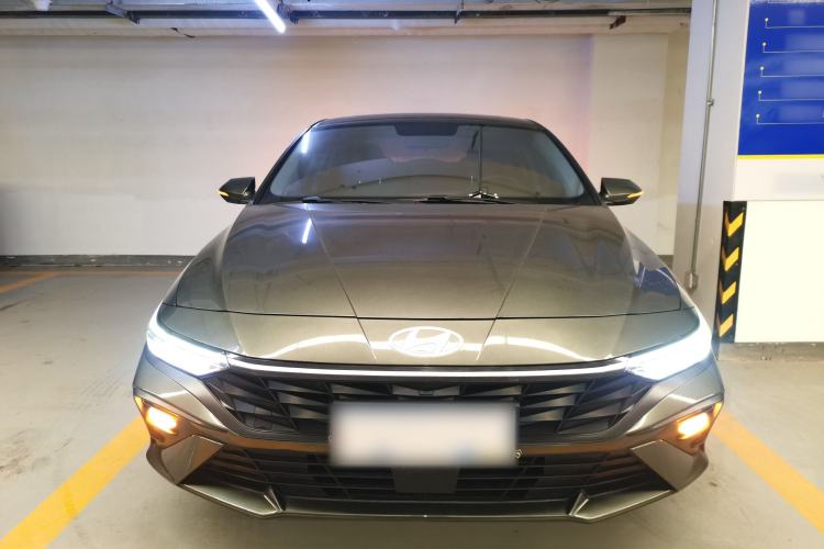 Used Hyundai Elantra 2023 1.5L CVT GLX Elite Edition Front
