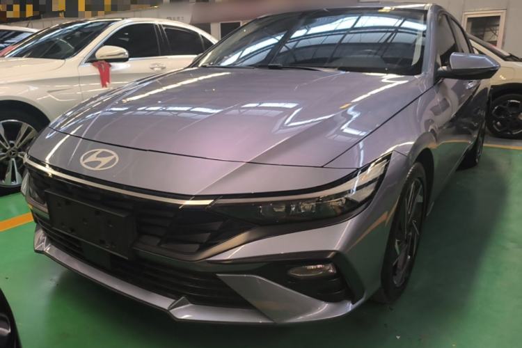 Used Hyundai Elantra 2023 1.5L CVT GLX Elite Edition Front