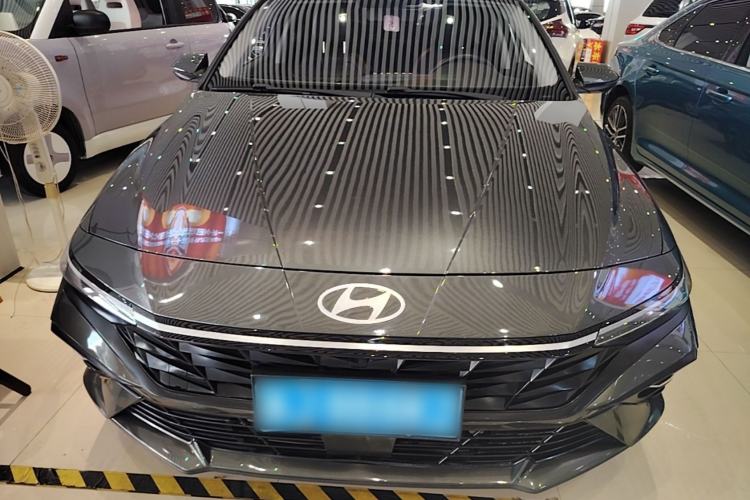 Used Hyundai Elantra 2023 1.5L CVT GLX Elite Edition Front