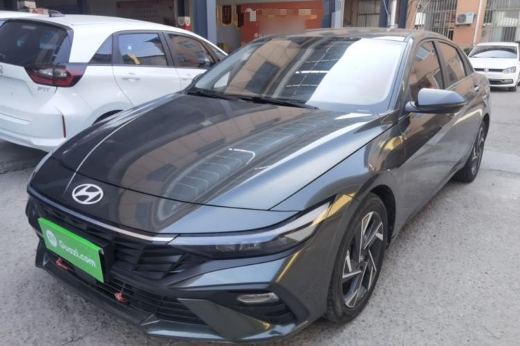 Hyundai Elantra 2023 1.5L CVT GLX Elite Edition