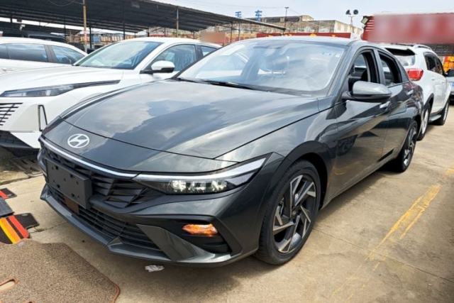 Used Hyundai Elantra 2023 1.5L CVT GLX Elite Edition