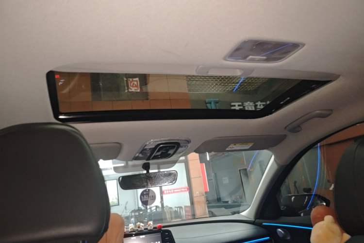 Used Hyundai Elantra 2023 1.5L CVT GLX Elite Edition Headliner