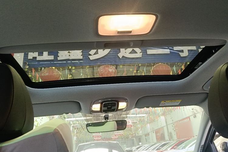Used Hyundai Elantra 2023 1.5L CVT GLX Elite Edition Headliner