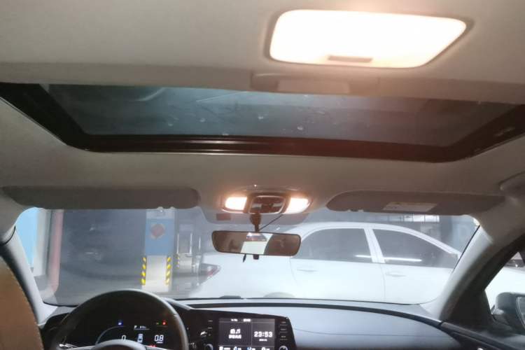 Used Hyundai Elantra 2023 1.5L CVT GLX Elite Edition Headliner