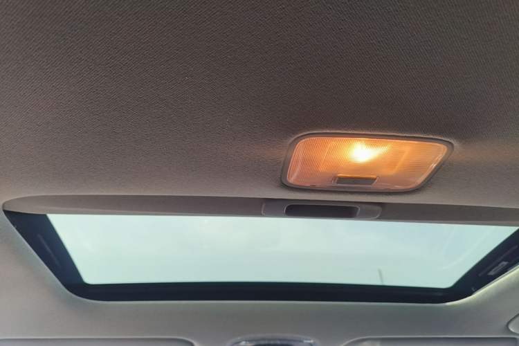 Used Hyundai Elantra 2023 1.5L CVT GLX Elite Edition Headliner