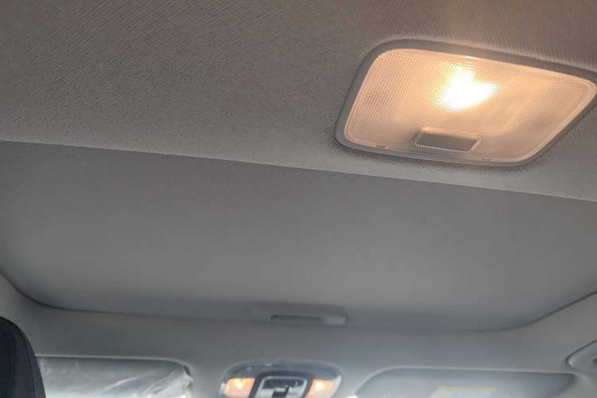 Used Hyundai Elantra 2023 1.5L CVT GLX Elite Edition Headliner