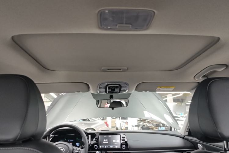 Used Hyundai Elantra 2023 1.5L CVT GLX Elite Edition Headliner