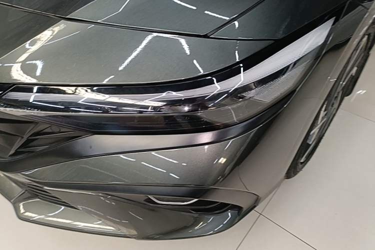 Used Hyundai Elantra 2023 1.5L CVT GLX Elite Edition Left Front Headlight
