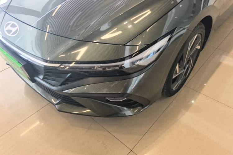 Used Hyundai Elantra 2023 1.5L CVT GLX Elite Edition Left Front Headlight