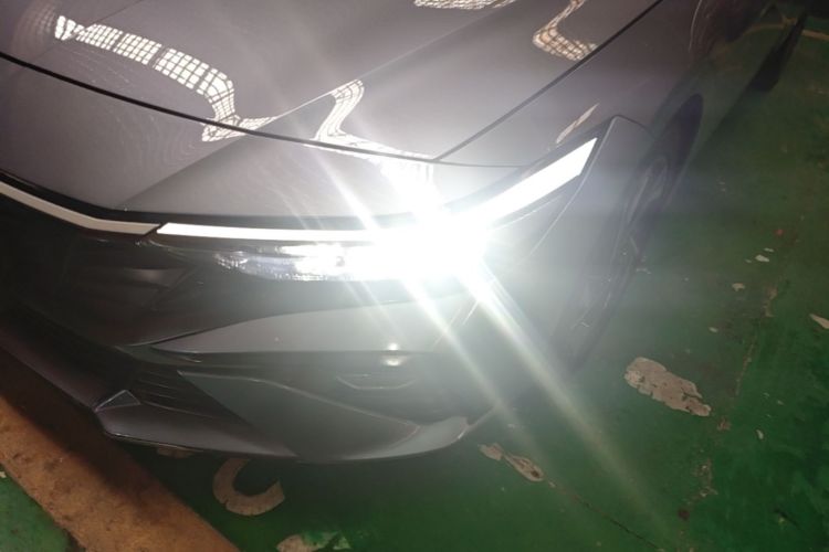 Used Hyundai Elantra 2023 1.5L CVT GLX Elite Edition Left Front Headlight