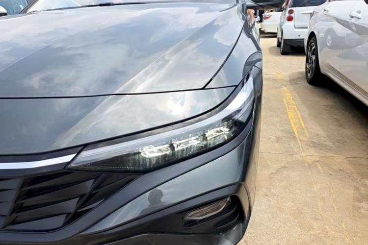 Used Hyundai Elantra 2023 1.5L CVT GLX Elite Edition Left Front Headlight