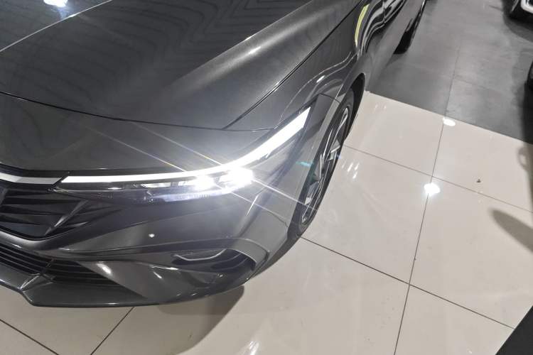 Used Hyundai Elantra 2023 1.5L CVT GLX Elite Edition Left Front Headlight