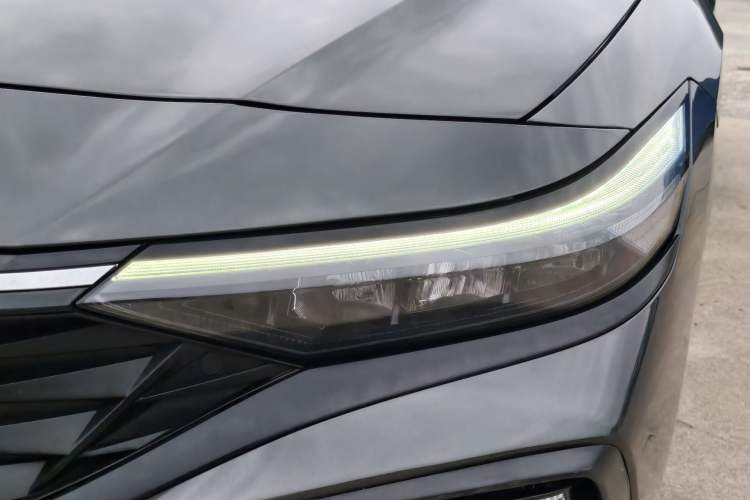 Used Hyundai Elantra 2023 1.5L CVT GLX Elite Edition Left Front Headlight