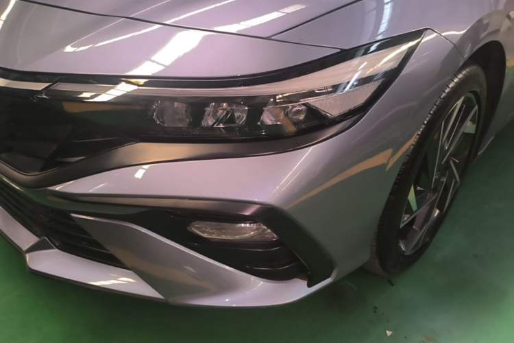 Used Hyundai Elantra 2023 1.5L CVT GLX Elite Edition Left Front Headlight